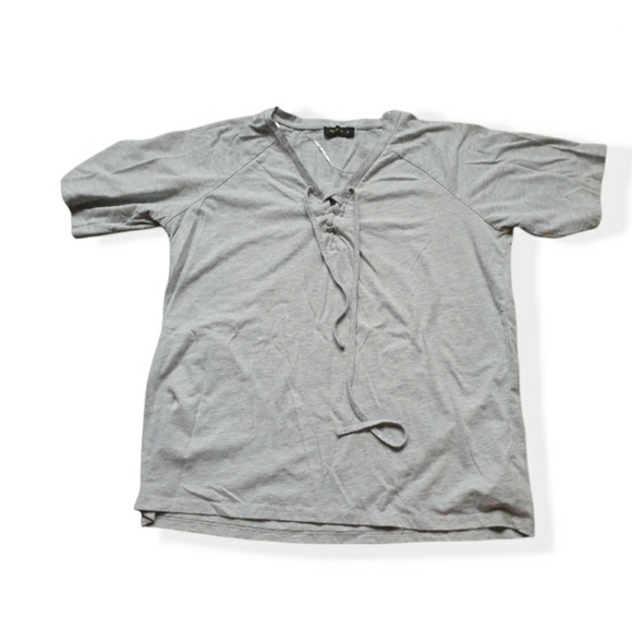 🤑Mo woman XL tees - Picture 1 of 3